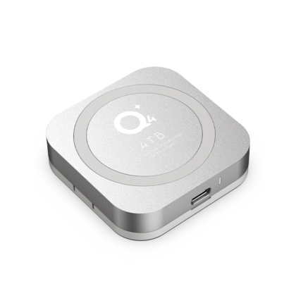 ARES Q4+ MagSafe 便攜式固態硬碟 | USB4 Gen3x2 Type-C 接口,專為內容創作者打造
