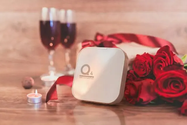 Tiny upgrade, tons of love — the perfect Valentine for your device! 🎁💖

#valentine #Ssd #gift #portablessd #magsafe 
#iphone17pro #prores #Datotek