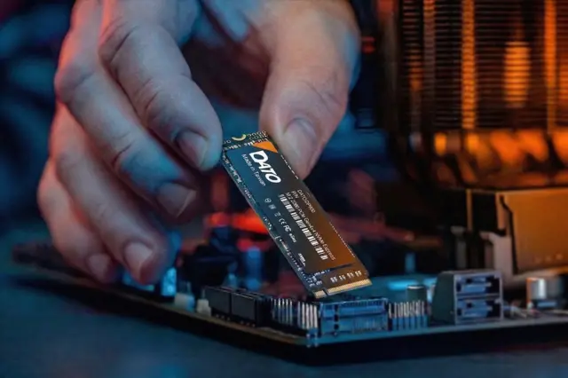 Just upgraded to the DP900 and everything feels instant.🤩

With speeds up to 7,000MB/s, there’s no lag or waiting—just smooth gameplay and faster creation.
From heavy edits to late-night gaming, the DP900 handles it all.
Blazing-fast with zero slowdowns, delivering pure performance when it matters most.⚡️

Finally, performance that keeps up with me. 💪😁

#SDD #Creator #PC #AIComputing  #AAA #gaming #pcbuilding #datotek