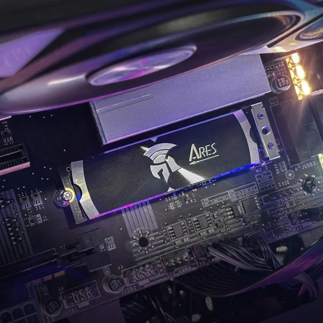 Unleash next-level speed with DARKSWORD-LITE⚔

The latest innovation from leading NVMe SSDs manufacturers. Built on PCIe Gen4x4 technology, it delivers blazing-fast read/write speeds up to 7200/6850MB/s, giving gamers, creators, and professionals the performance they demand. Its durable aluminum heatsink ensures efficient cooling for long-term stability, while full compatibility with PS5 and PC gaming makes it the ideal upgrade for both play and work. 🥰

Upgrade your game. Upgrade your life. Choose Datotek for storage built on reliability, speed, and innovation.😎💪

#NVMeSSD #gamingsetup #pcbuild #ps5gaming #PS5Upgrade #Gen4SSD #Datotek