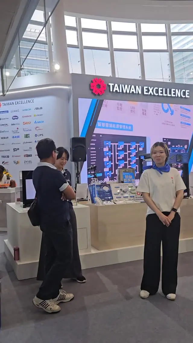 【DATOTEK at the Taiwan Excellence Pavilion | COMPUTEX 2026 🎉】Huge thanks to everyone who stopped by the DATOTEK booth at the Taiwan Excellence Pavilion!We‘re proud to have showcased our award-winning innovations—ARES Q4+ and Quantum! 🏆✨#COMPUTEX2026 #2026TaiwanExcellenceAward #SSD #PortableSSD #TechInnovation Sustainability  iphone17pro Magsafe Datotek 達多科技 2026台灣精品獎